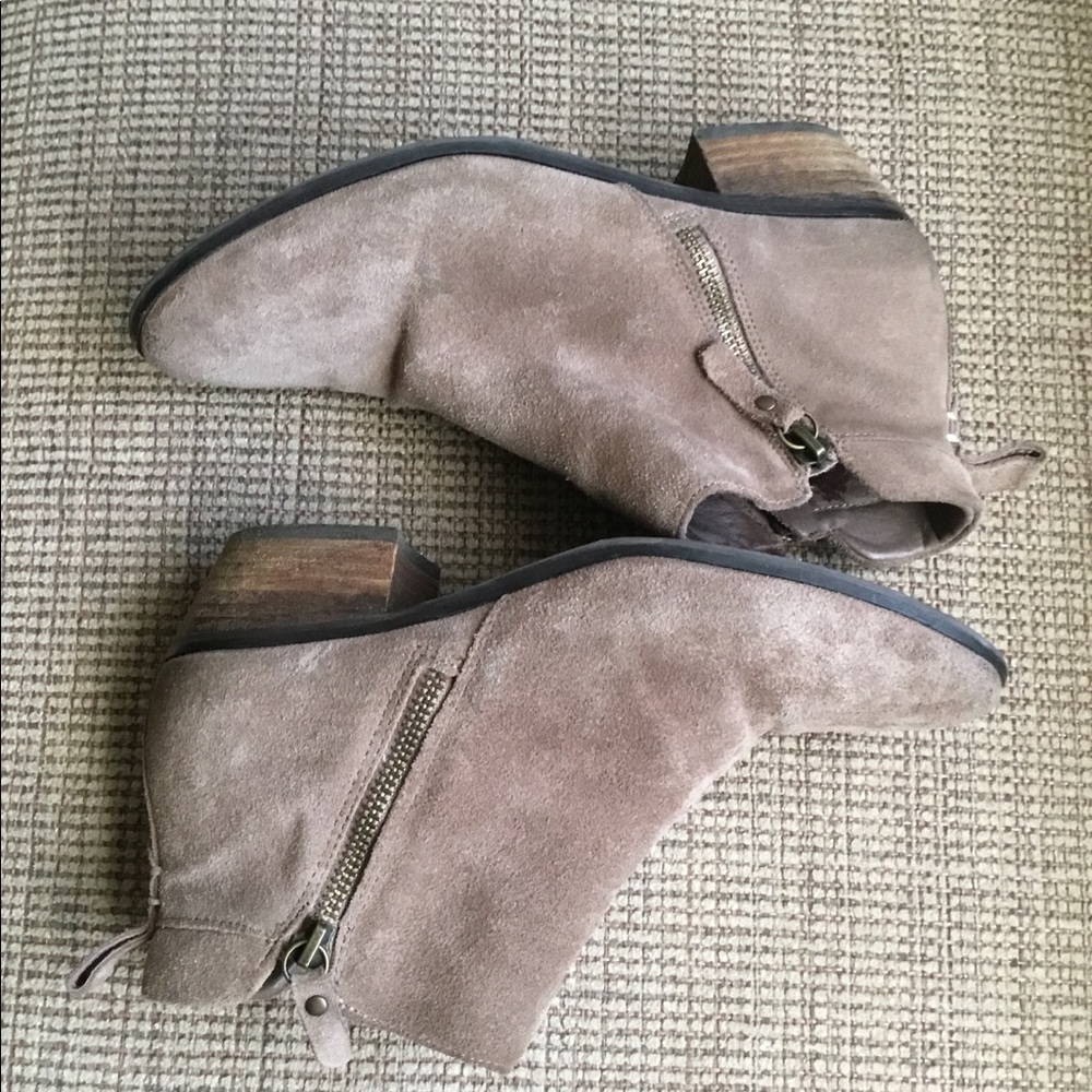 Vince Camuto Taupe Booties